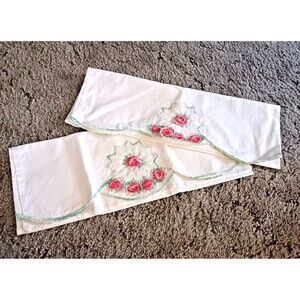Vintage Set of 2 White Crocheted Pink Flowers Pillowcases 20"x31” Queen Scallop